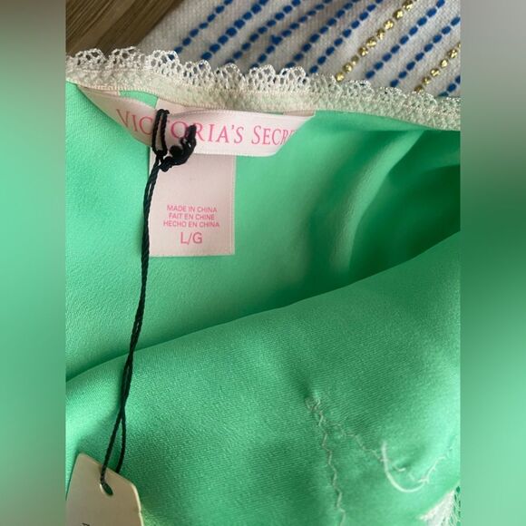 Victoria’s Secret Chemise Gown Green Satin Lace Lingerie Slip Sz Large NWT - Picture 9 of 11